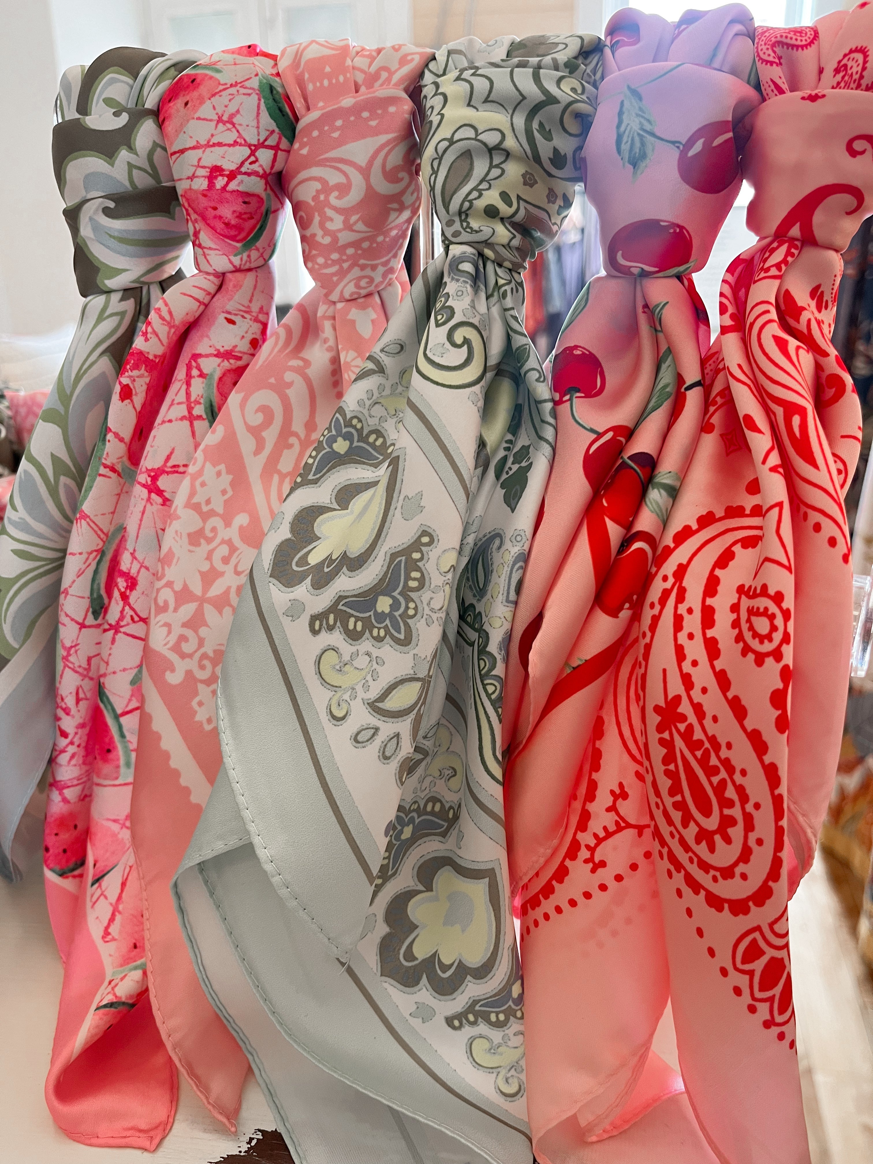 Chic Ways to Style Silk Scarves
