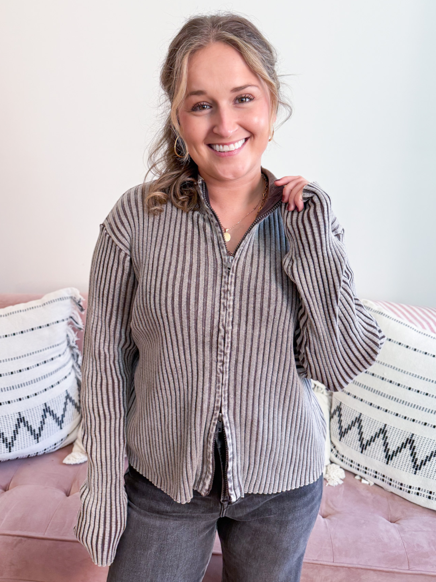 Simone Two Tone Zip Up Sweater - The Collective Rose