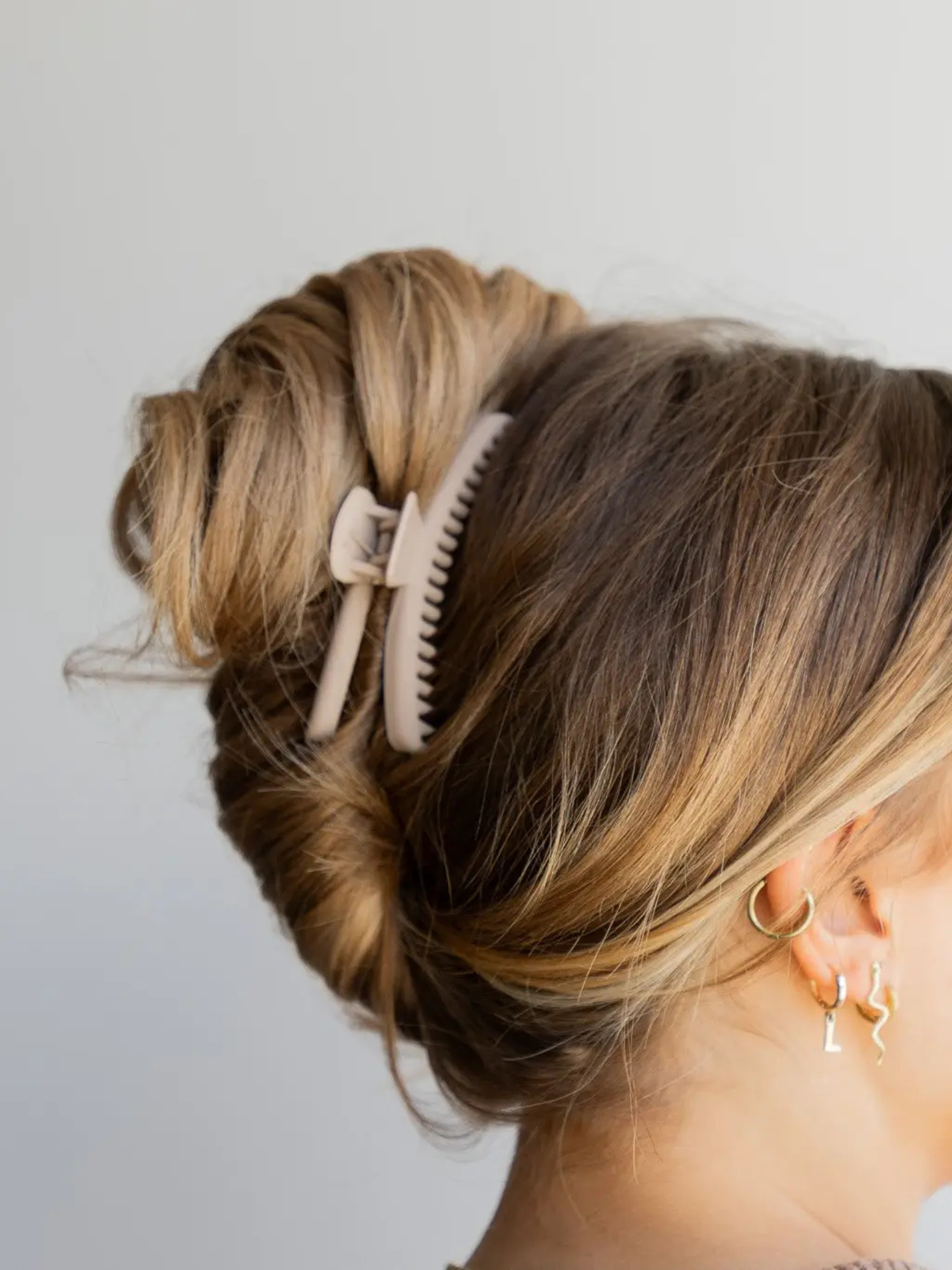 Matte Midi Hold Everything Claw - Bone - The Collective Rose