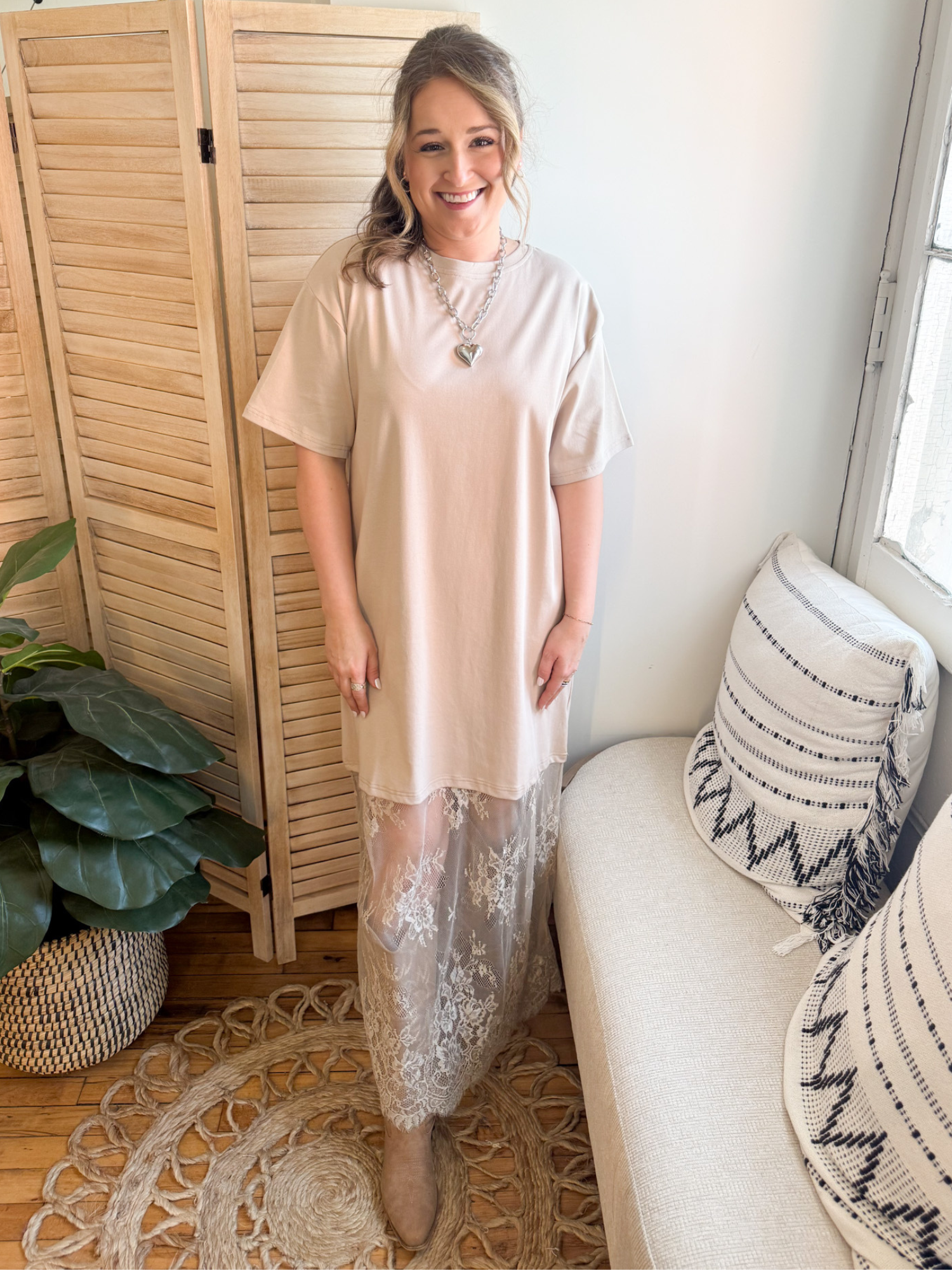 Jolie Lace T-Shirt Dress - The Collective Rose