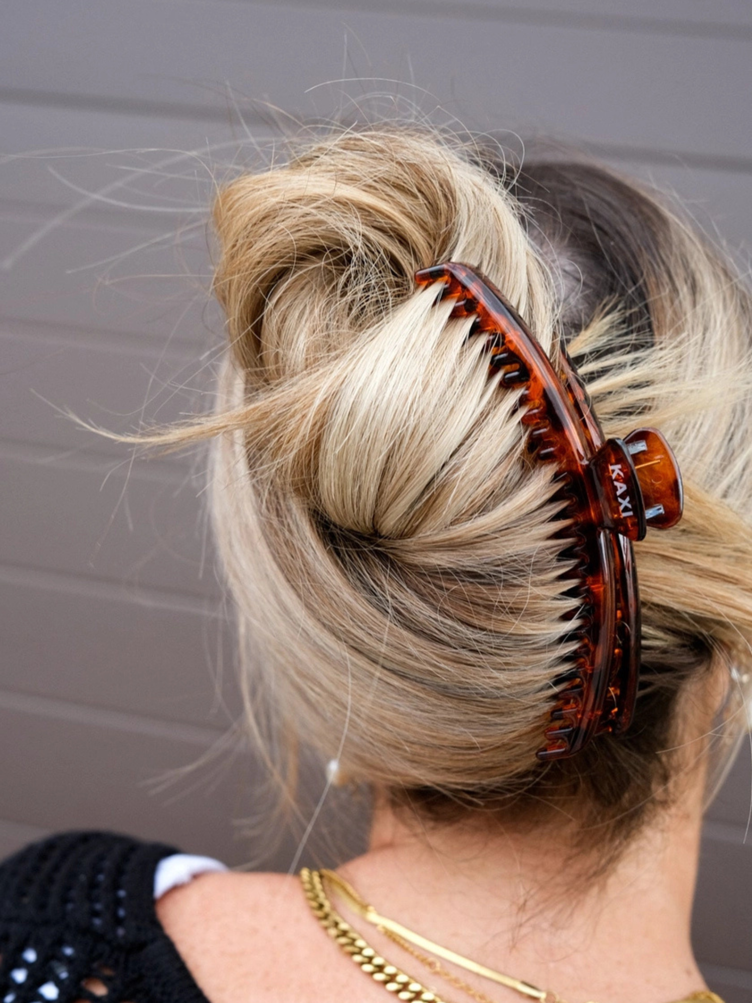 Shiny Original Hold Everything Claw - Dark Tortoise - The Collective Rose