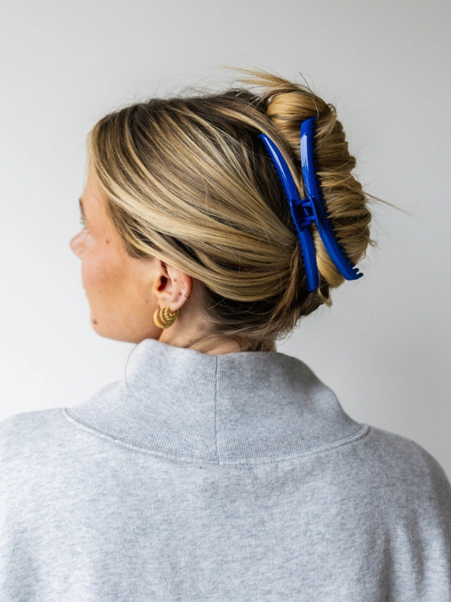 Shiny Original Hold Everything Claw - Royal Blue - The Collective Rose