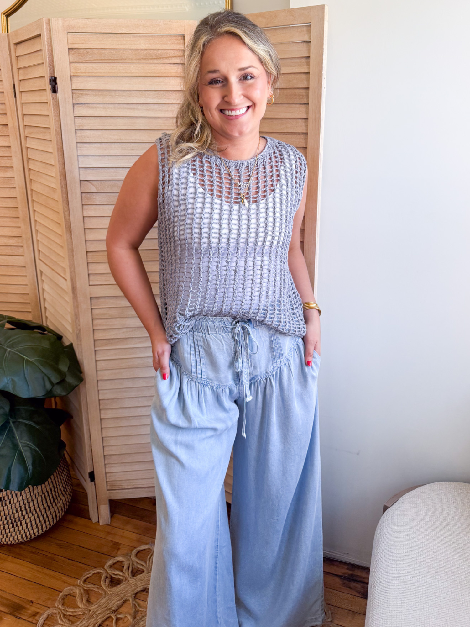 Hollis Chunky Open Knit Sweater Vest - Gray - The Collective Rose