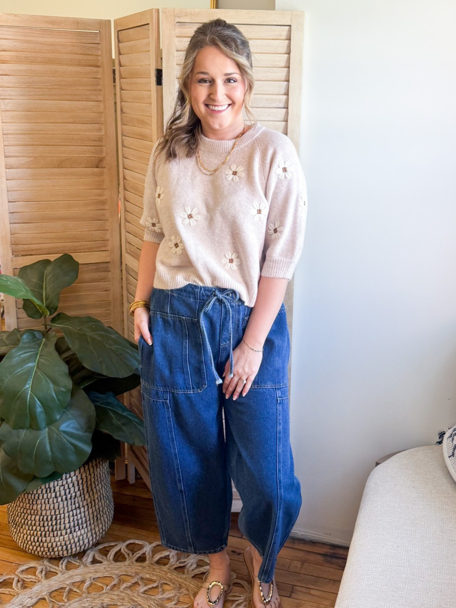 Mae Short Sleeve Flower Sweater - The Collective Rose