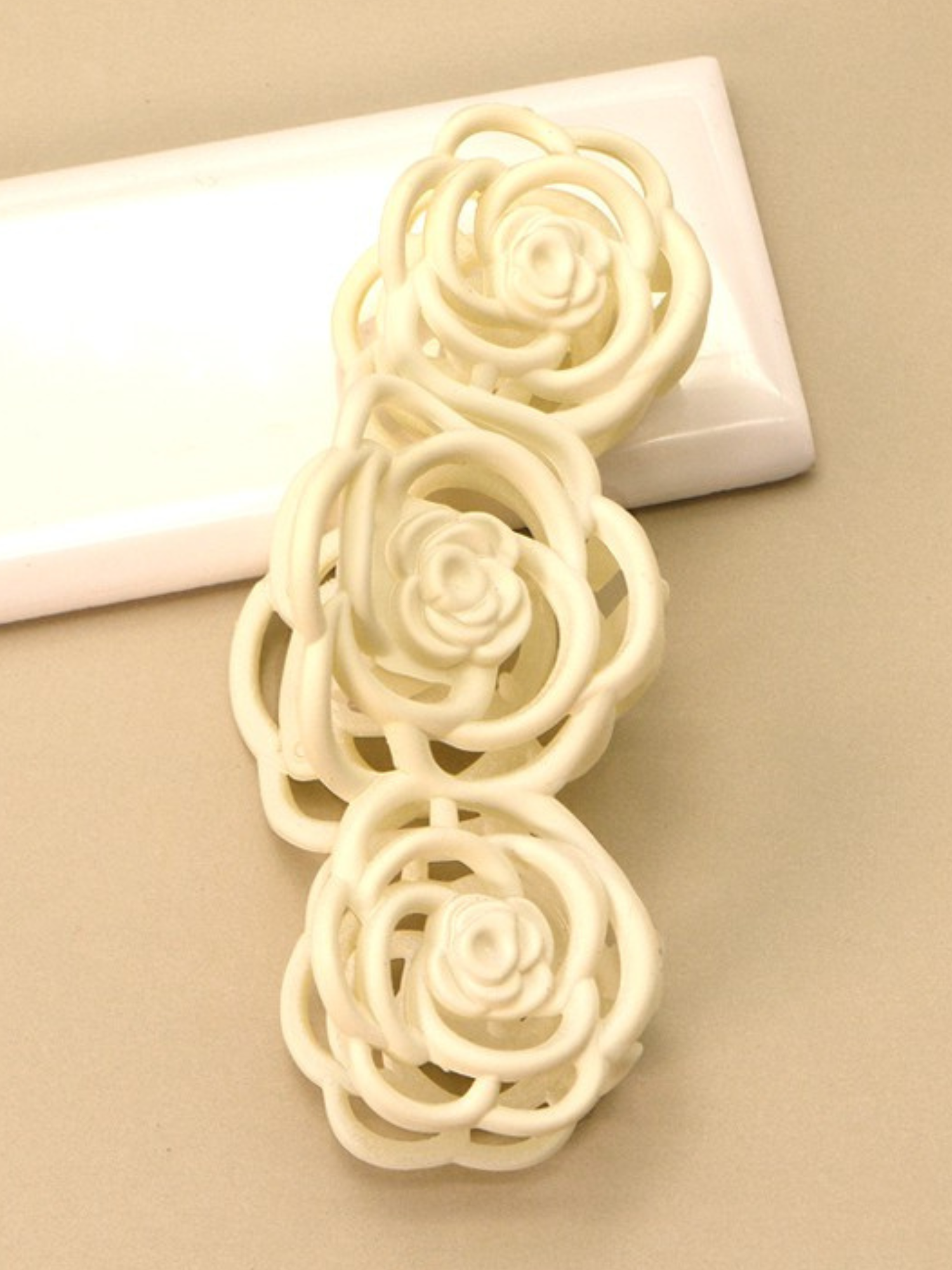 Flower Cutout Hair Claw Clip - The Collective Rose