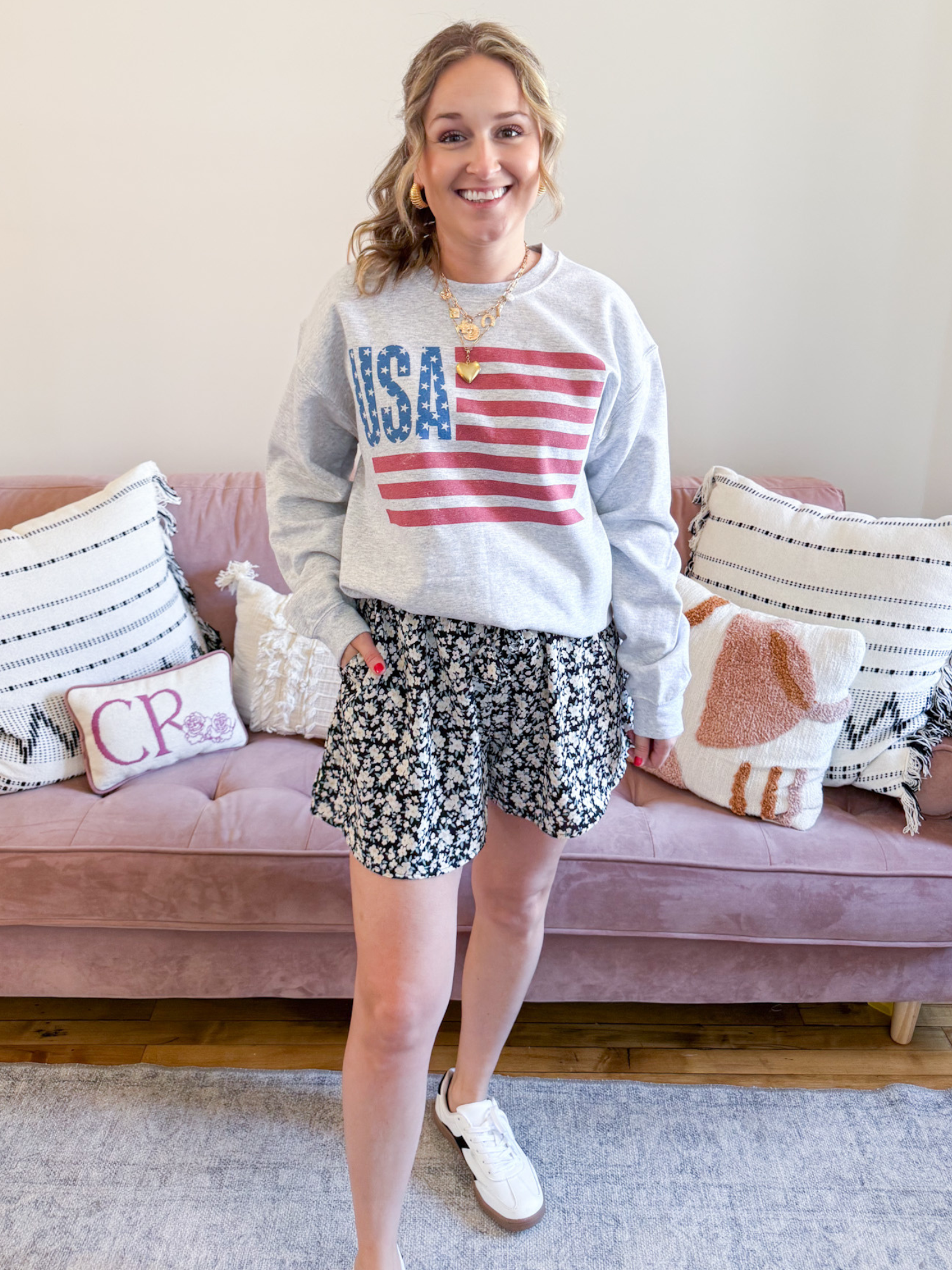 USA Crewneck - The Collective Rose