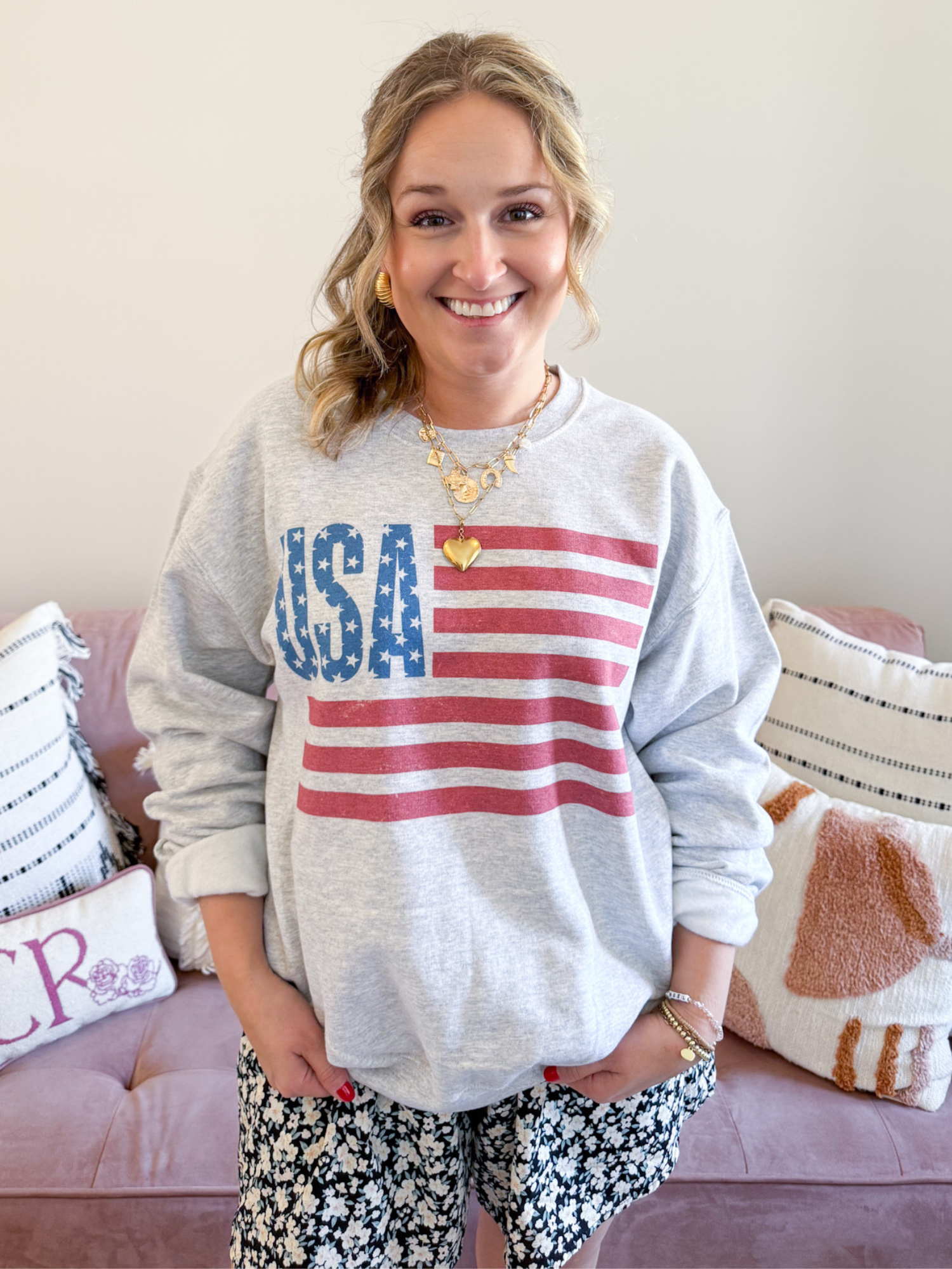 USA Crewneck - The Collective Rose