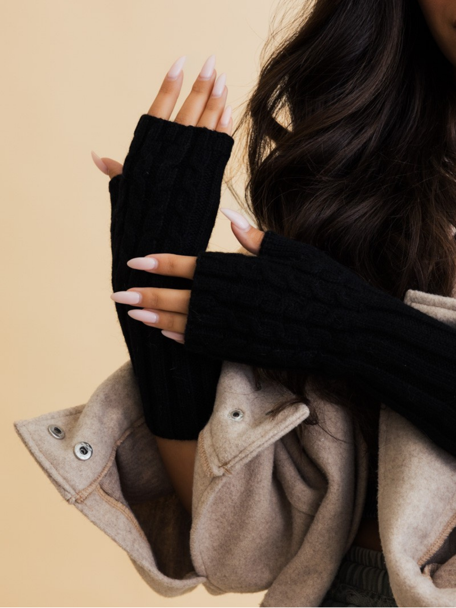 Cable Knit Fingerless Gloves - Black - The Collective Rose