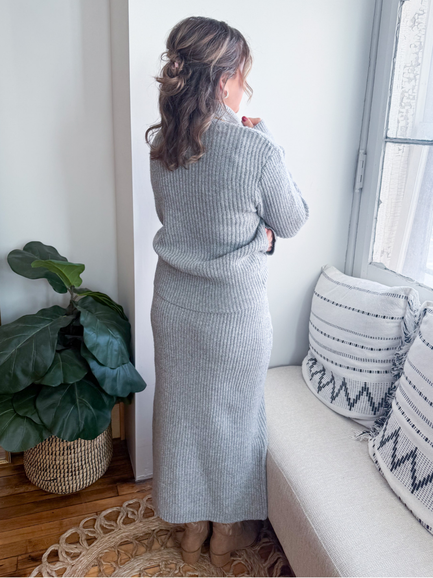 Bennie Ribbed Sweater Skirt - The Collective Rose