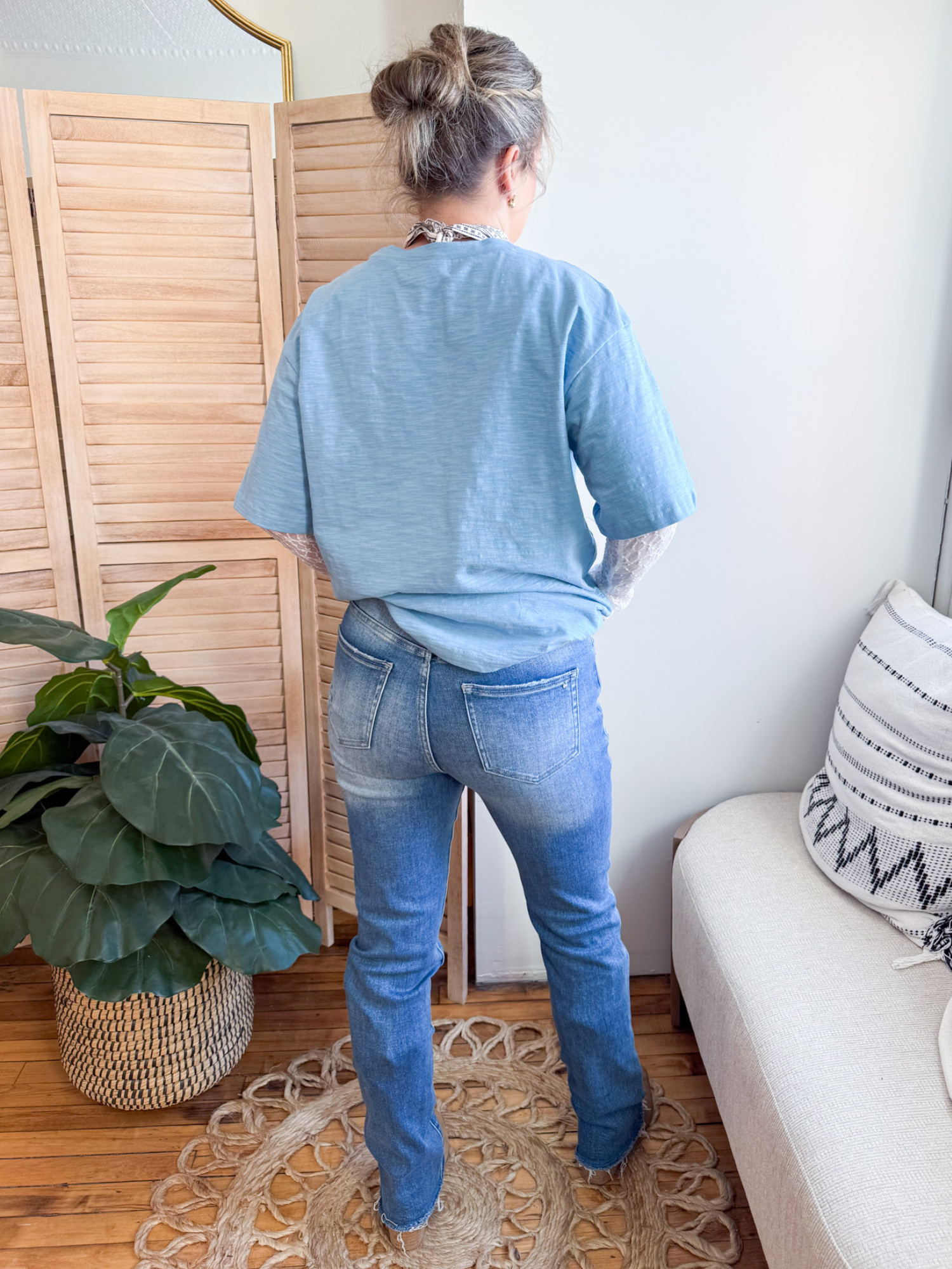 High Rise Straight Leg Raw Hem Jeans - The Collective Rose