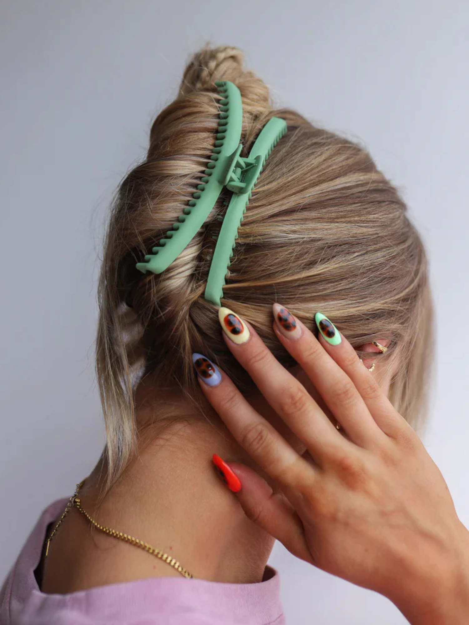 Matte Midi Hold Everything Claw - Sage - The Collective Rose