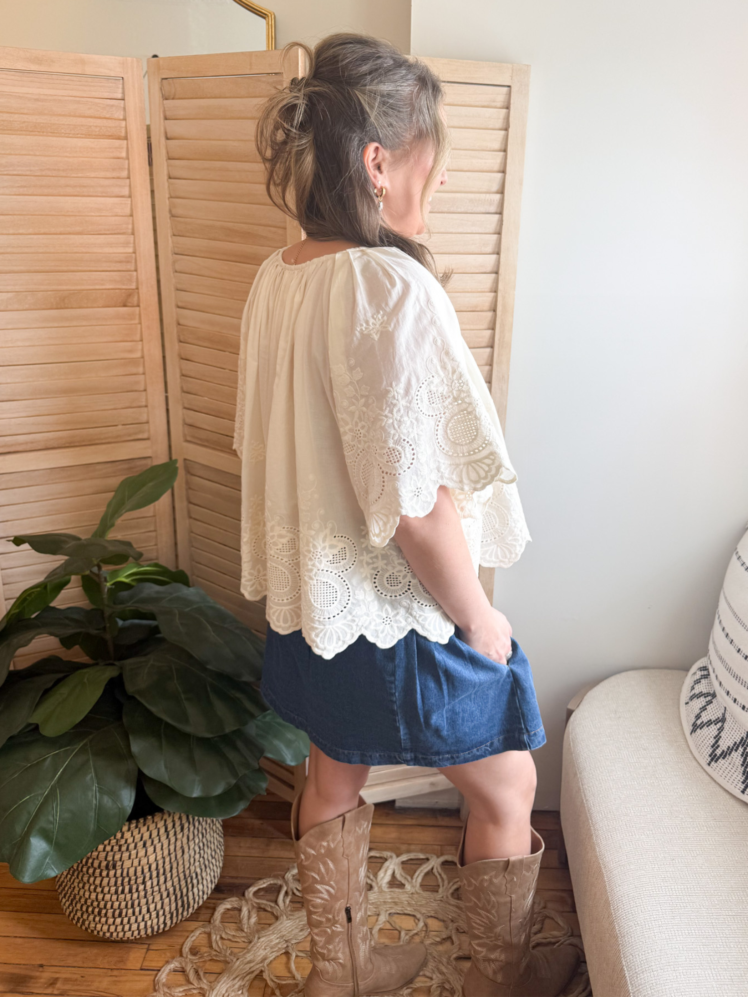 Britta Eyelet Scalloped Blouse - The Collective Rose