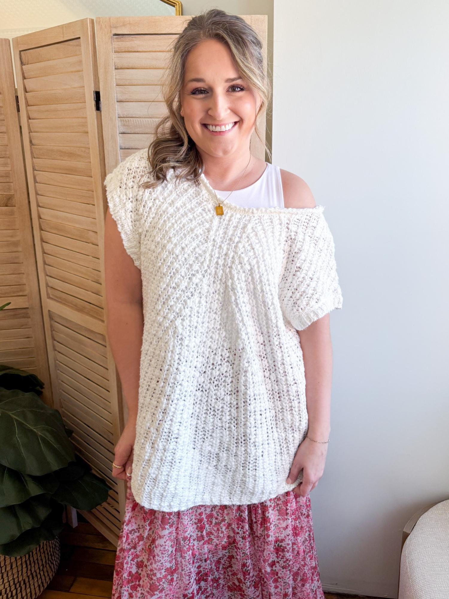 Anika Short Sleeve Sweater - The Collective Rose