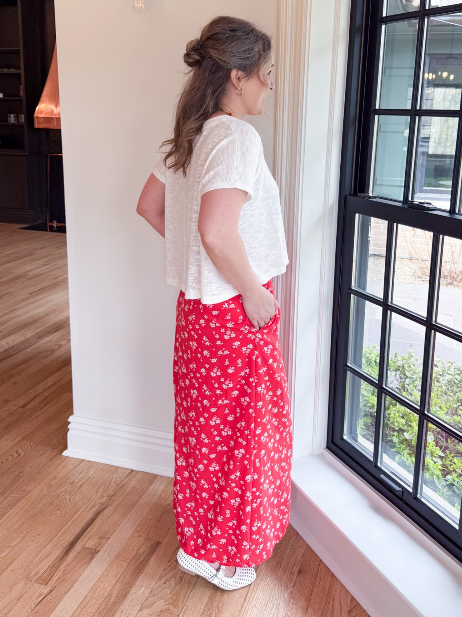 Julia V-Neck Slub Tee - Ivory - The Collective Rose