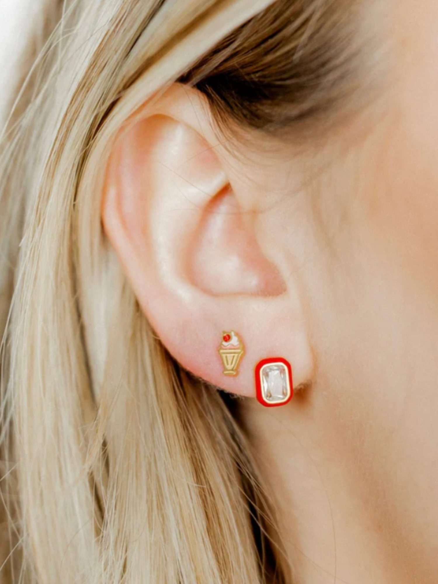 Milkshake Screwback Stud Earring - The Collective Rose