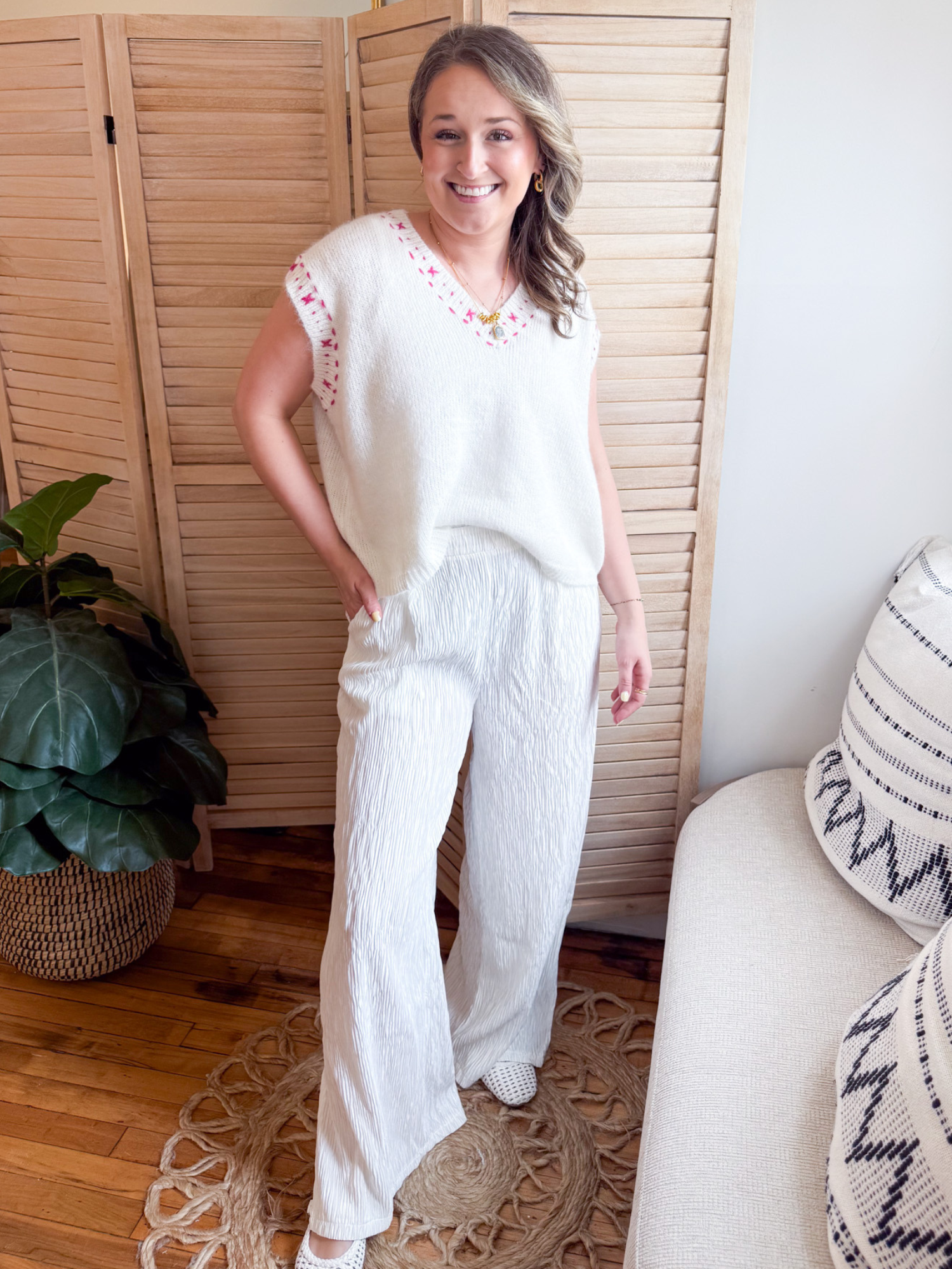 Nia Contrast Stitch Sweater Vest - The Collective Rose