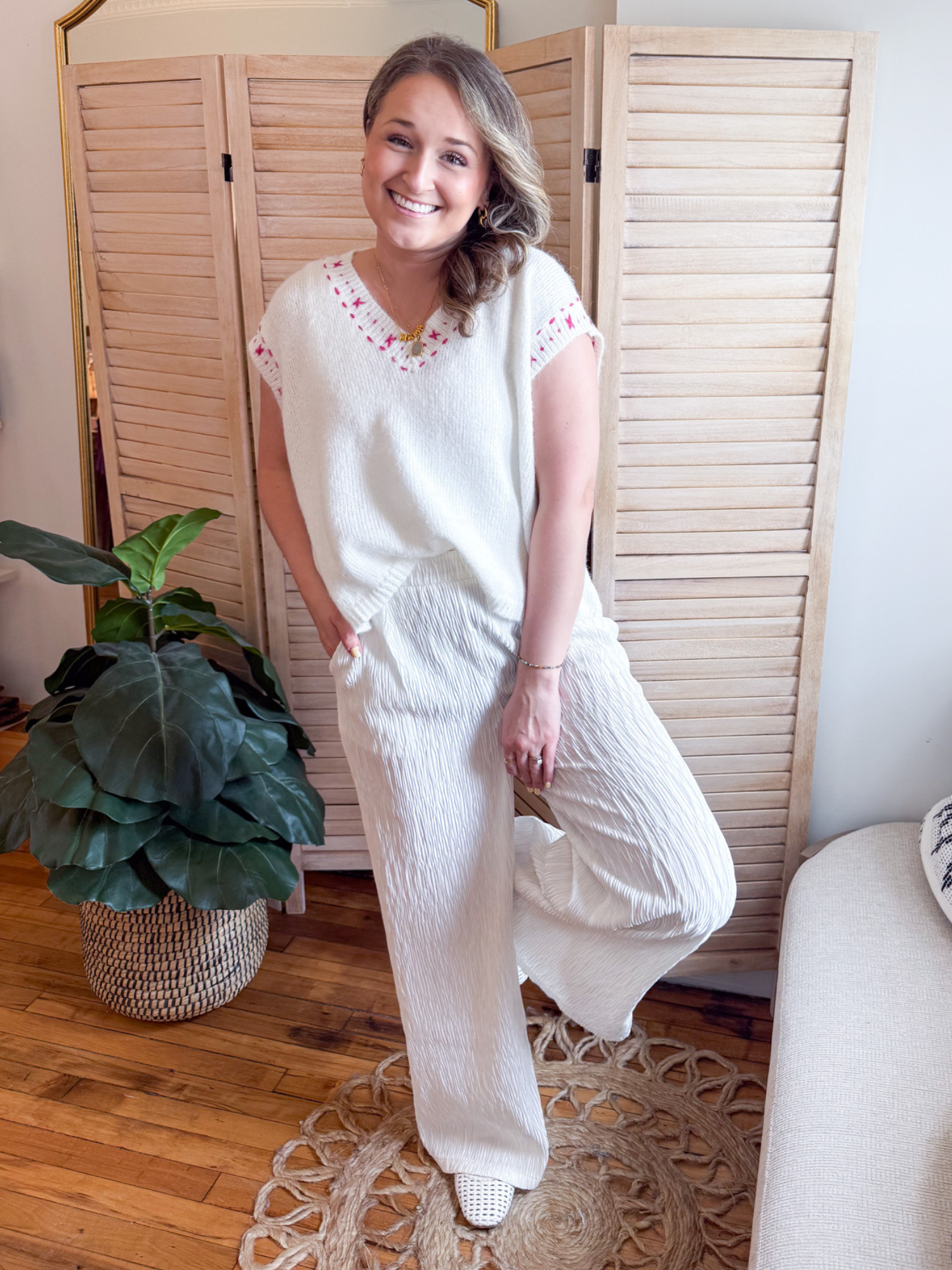 Nia Contrast Stitch Sweater Vest - The Collective Rose