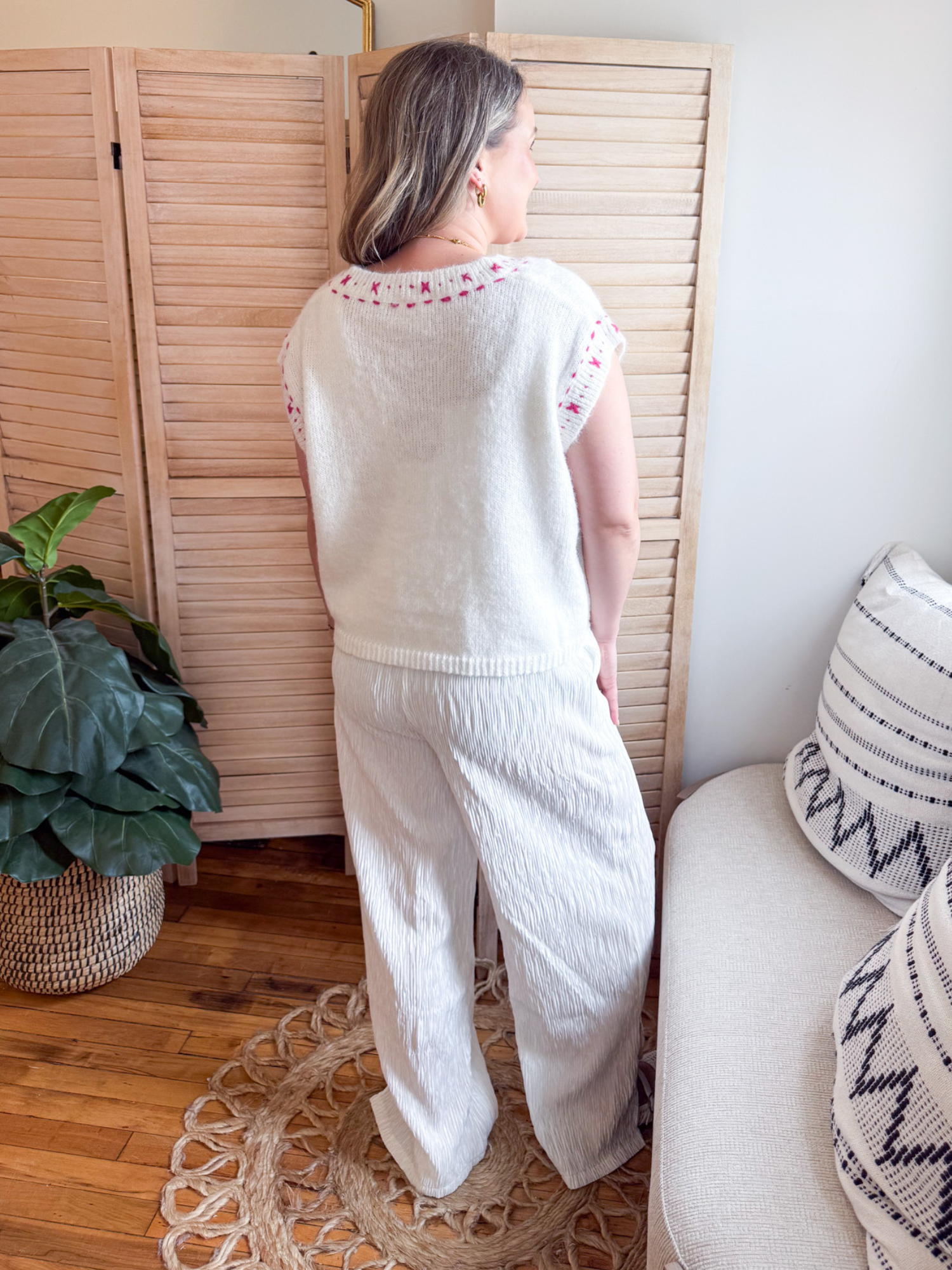 Nia Contrast Stitch Sweater Vest - The Collective Rose