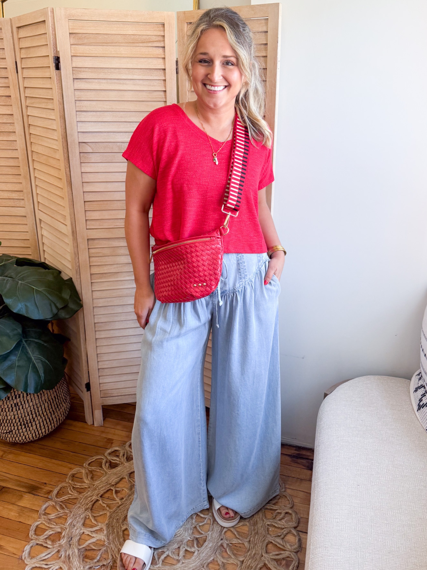 Julia V-Neck Slub Tee - Red - The Collective Rose