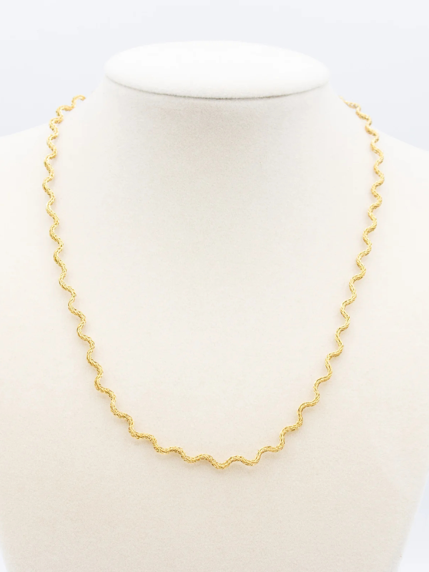Wavy Gold Necklace