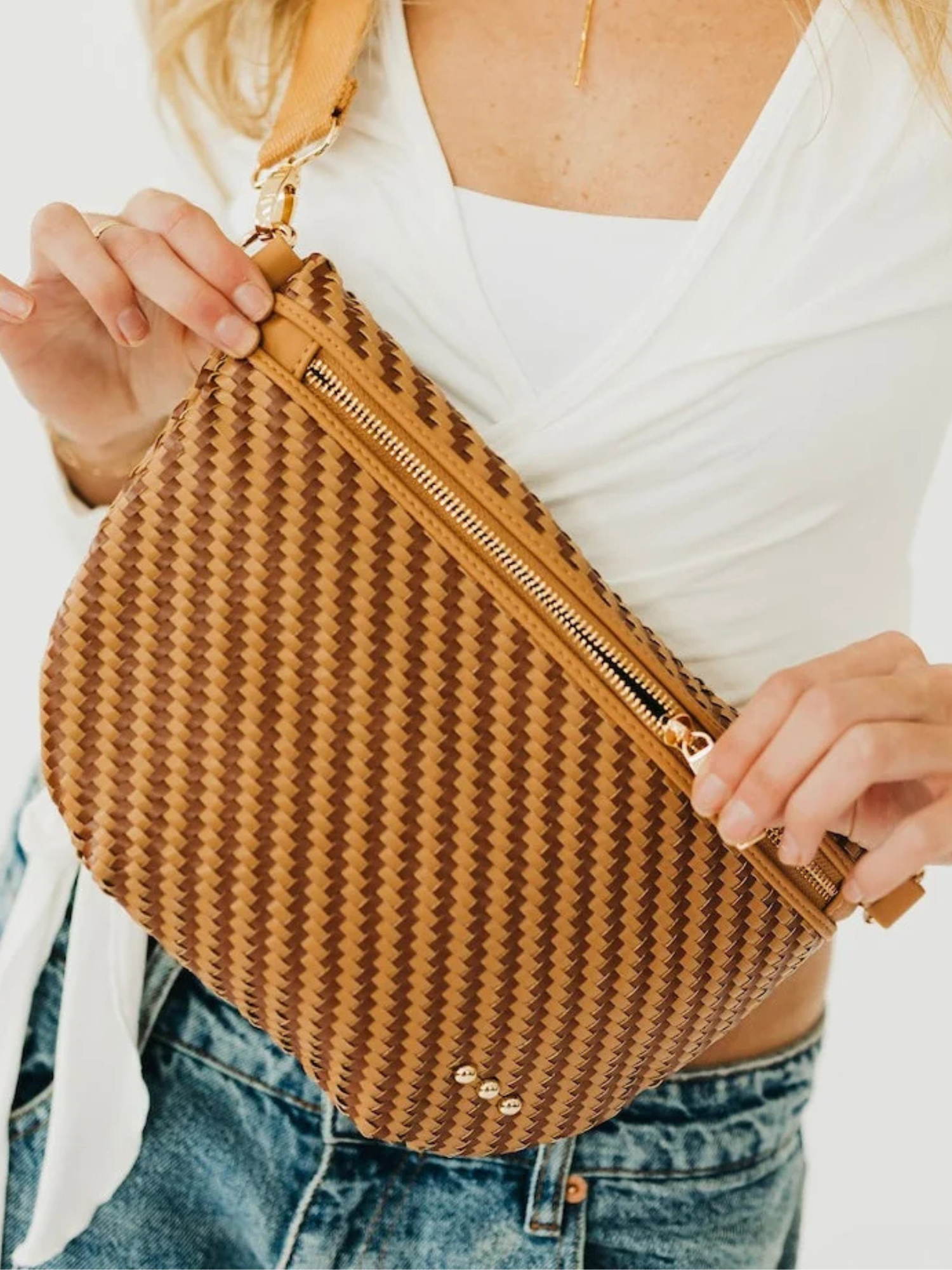 Westlyn Diagonal Woven Bum Bag - Mocha