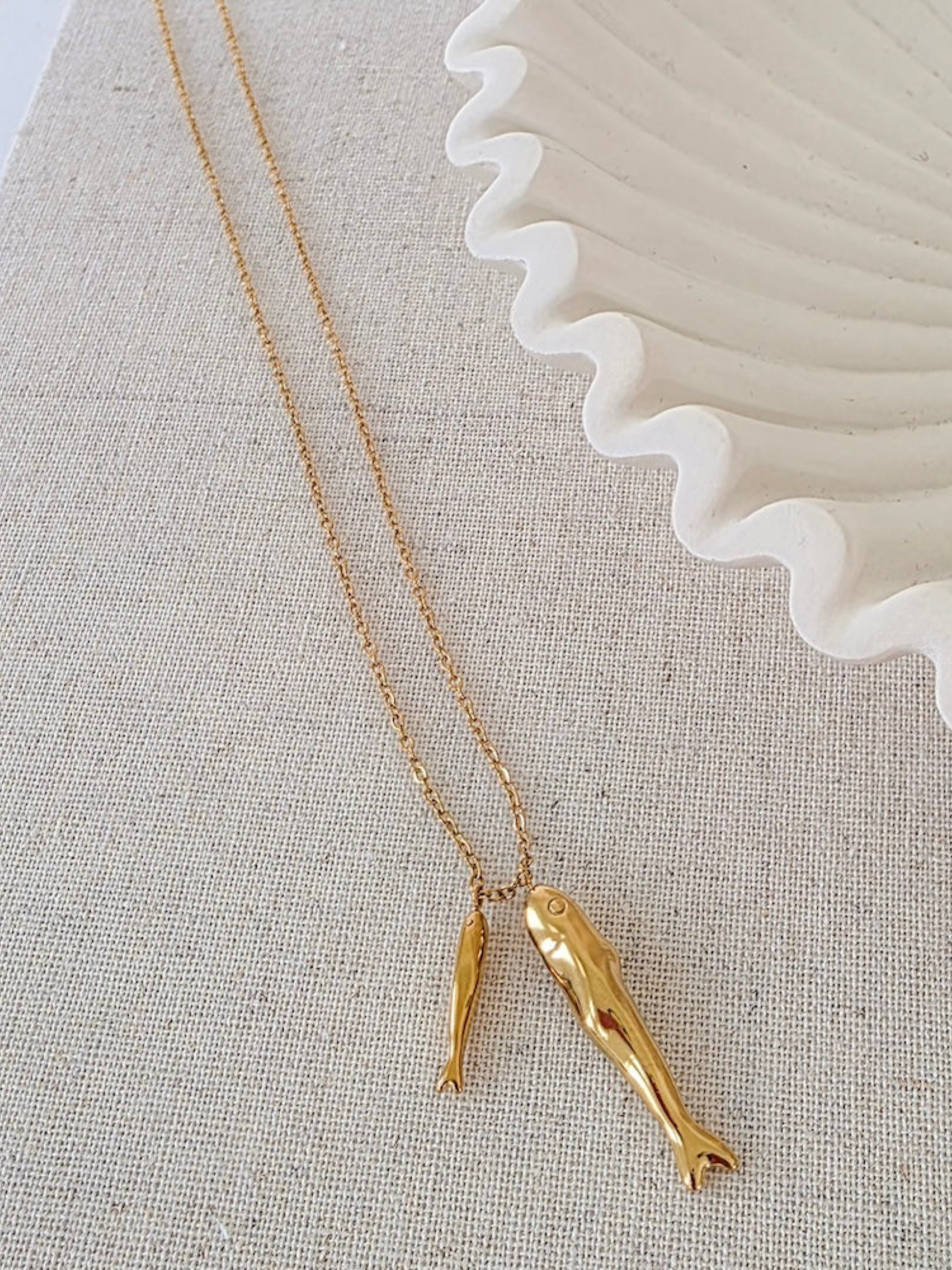 Dezi Double Fish Necklace - Waterproof