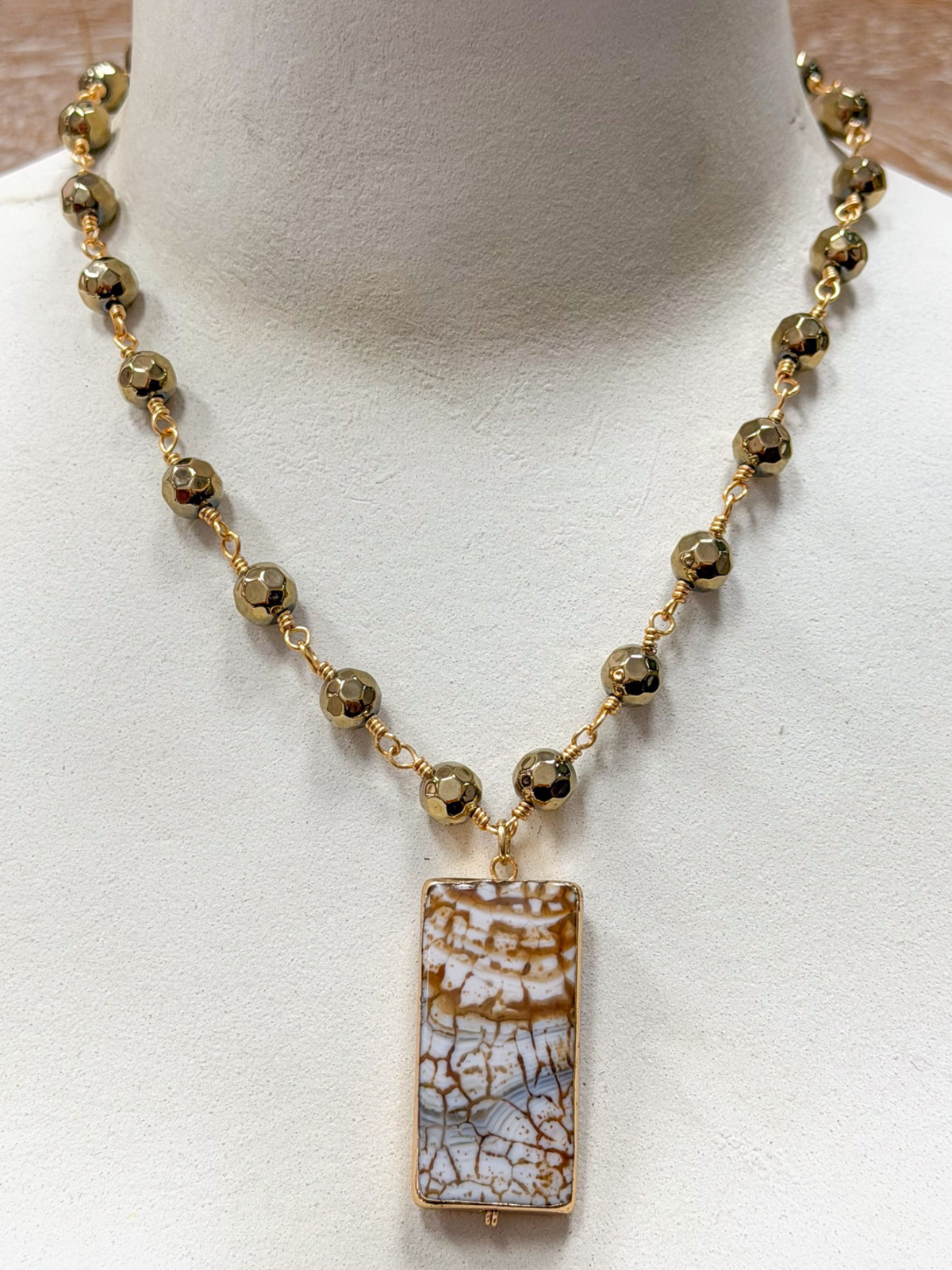 Talus Gold Necklace - Earth