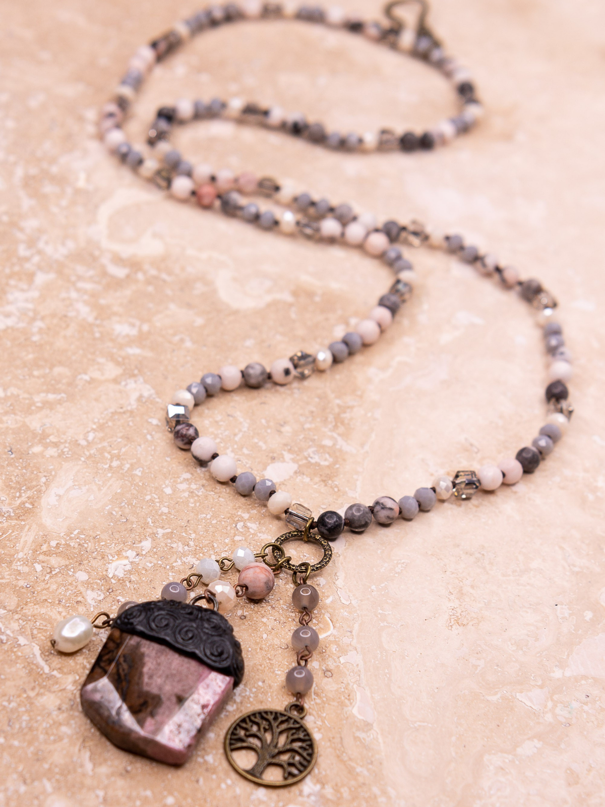 Bella Mauve Necklace