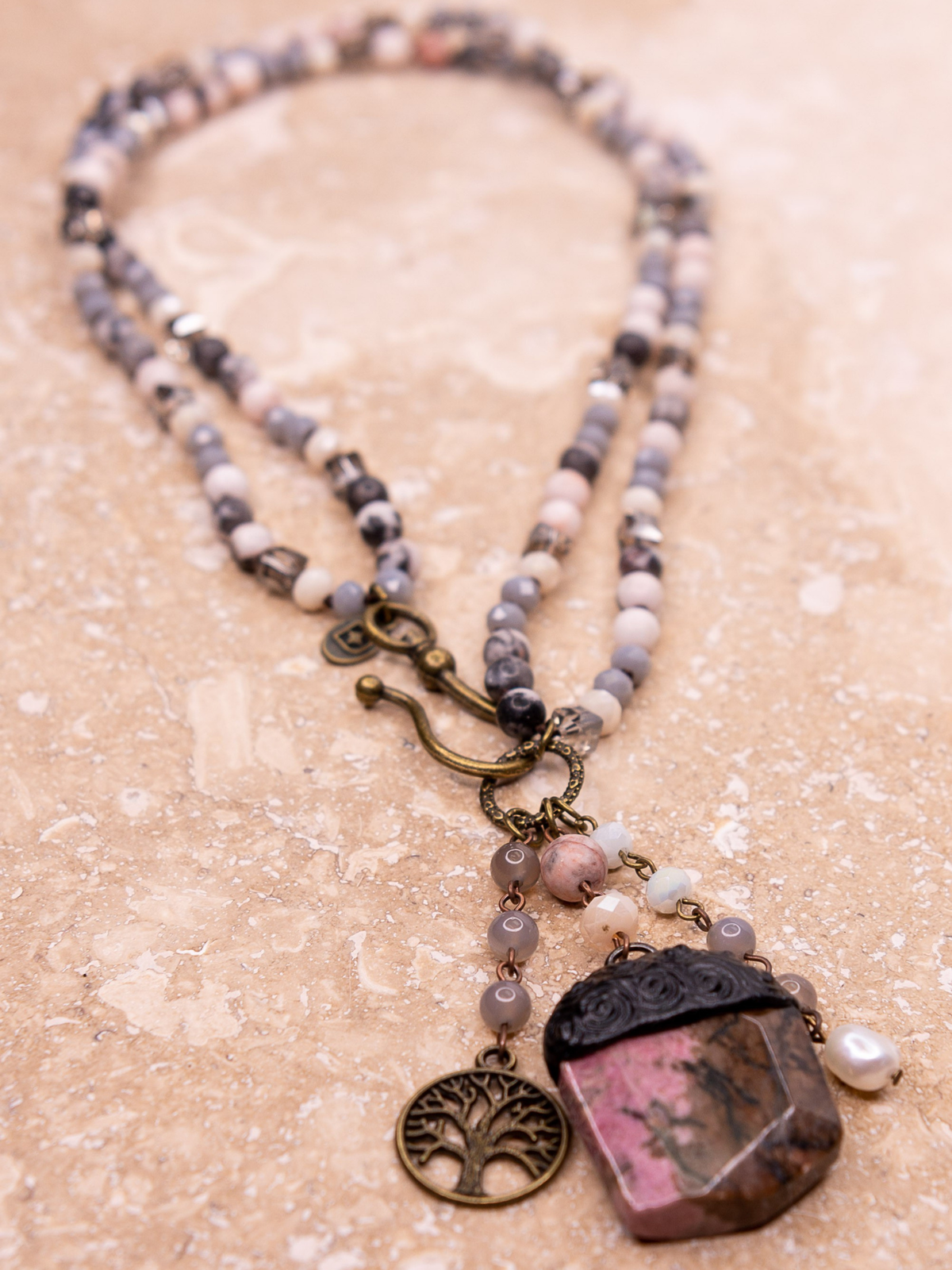 Bella Mauve Necklace