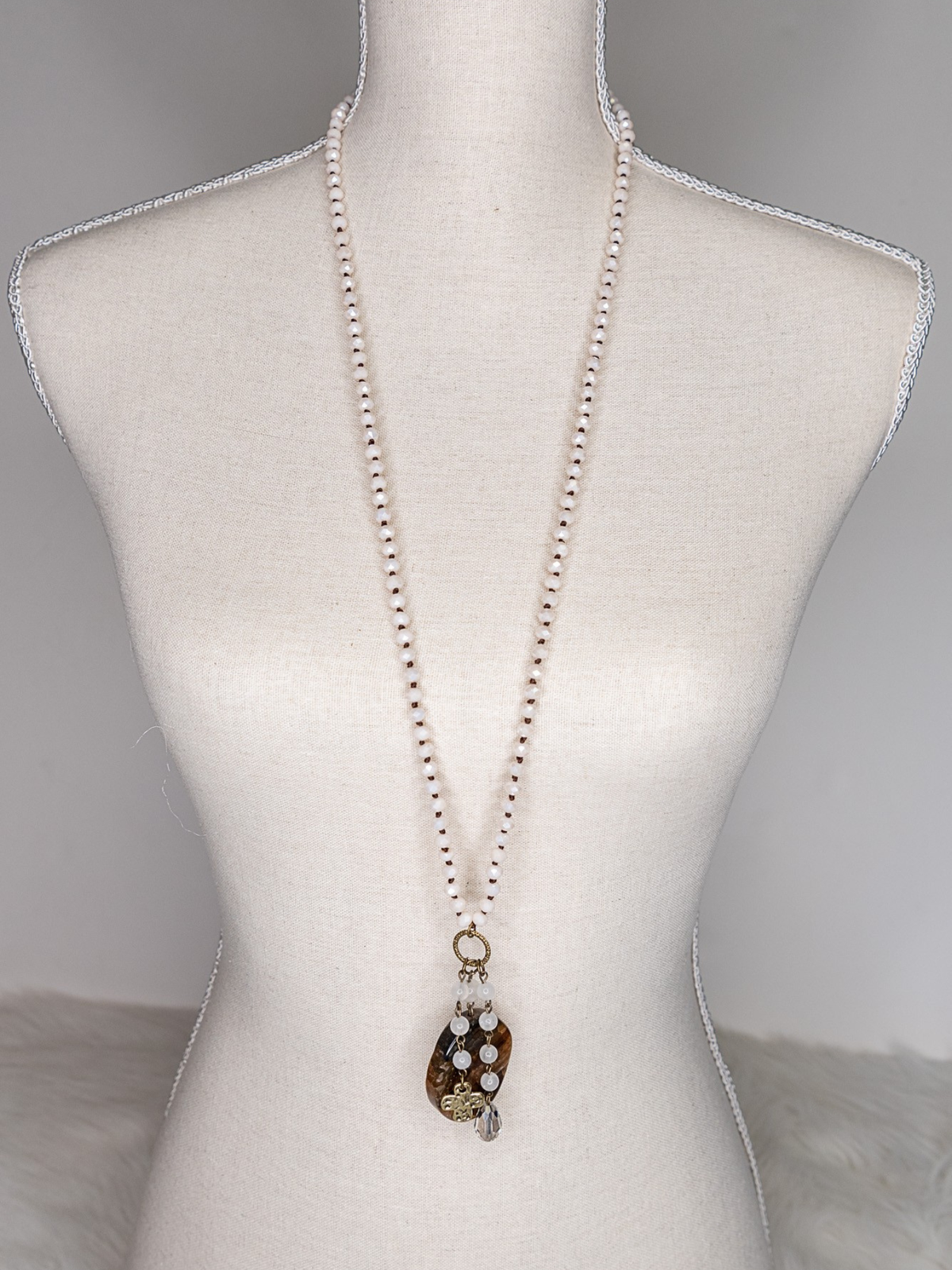 Gizelle Blush Necklace