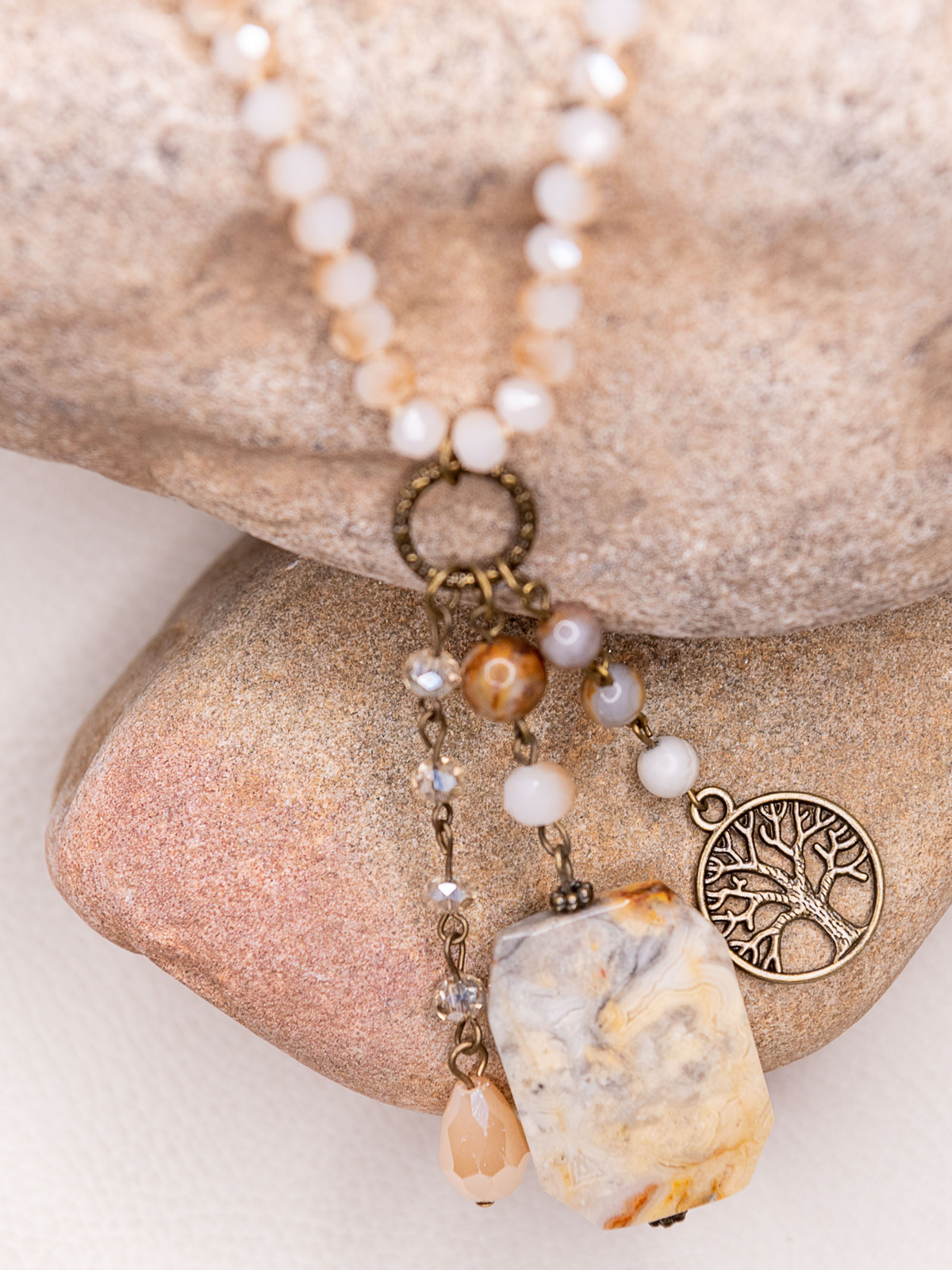 Lily Blush Necklace