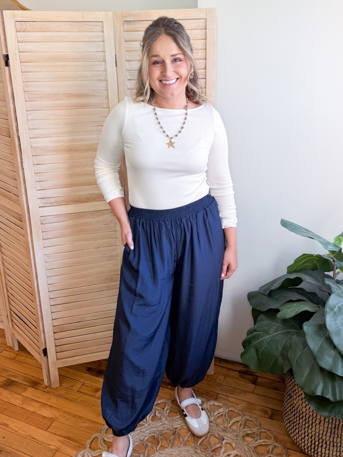 Tayla Airy Balloon Pants - Navy