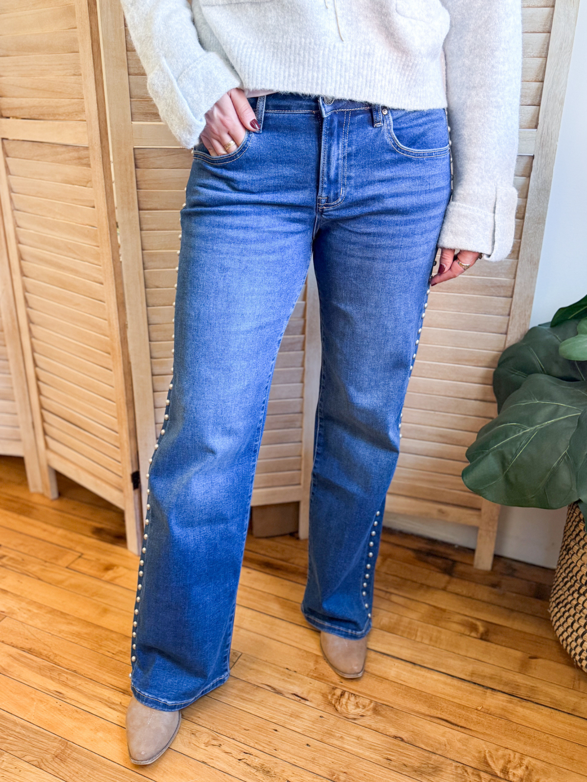 Mid Rise Wide Leg Side Stud Jeans