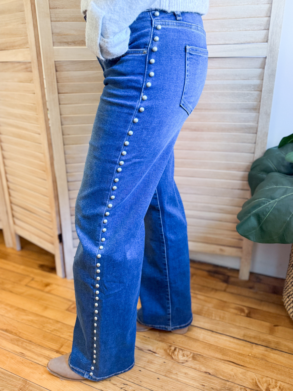 Mid Rise Wide Leg Side Stud Jeans