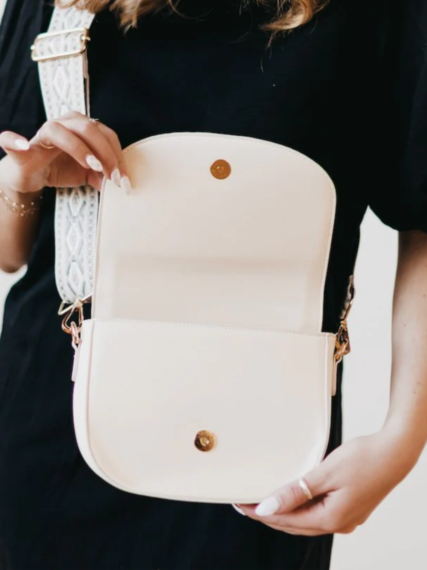 Serenity Saddle Bag - Cream - The Collective Rose