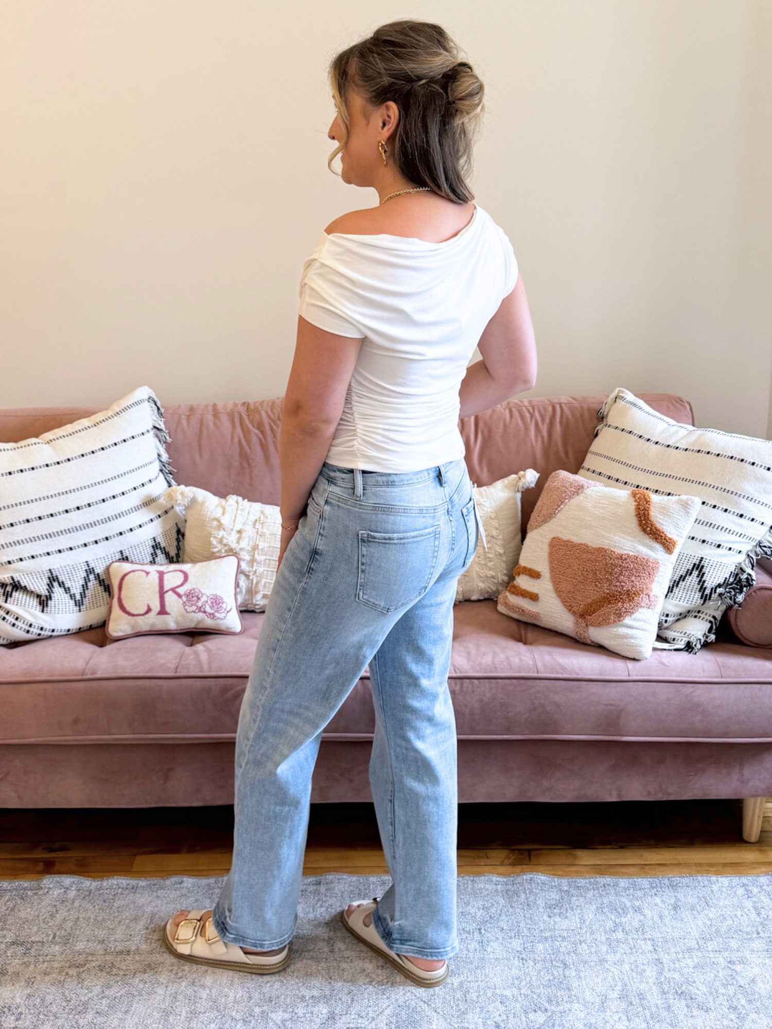 Mid Rise Straight Leg Jeans - The Collective Rose