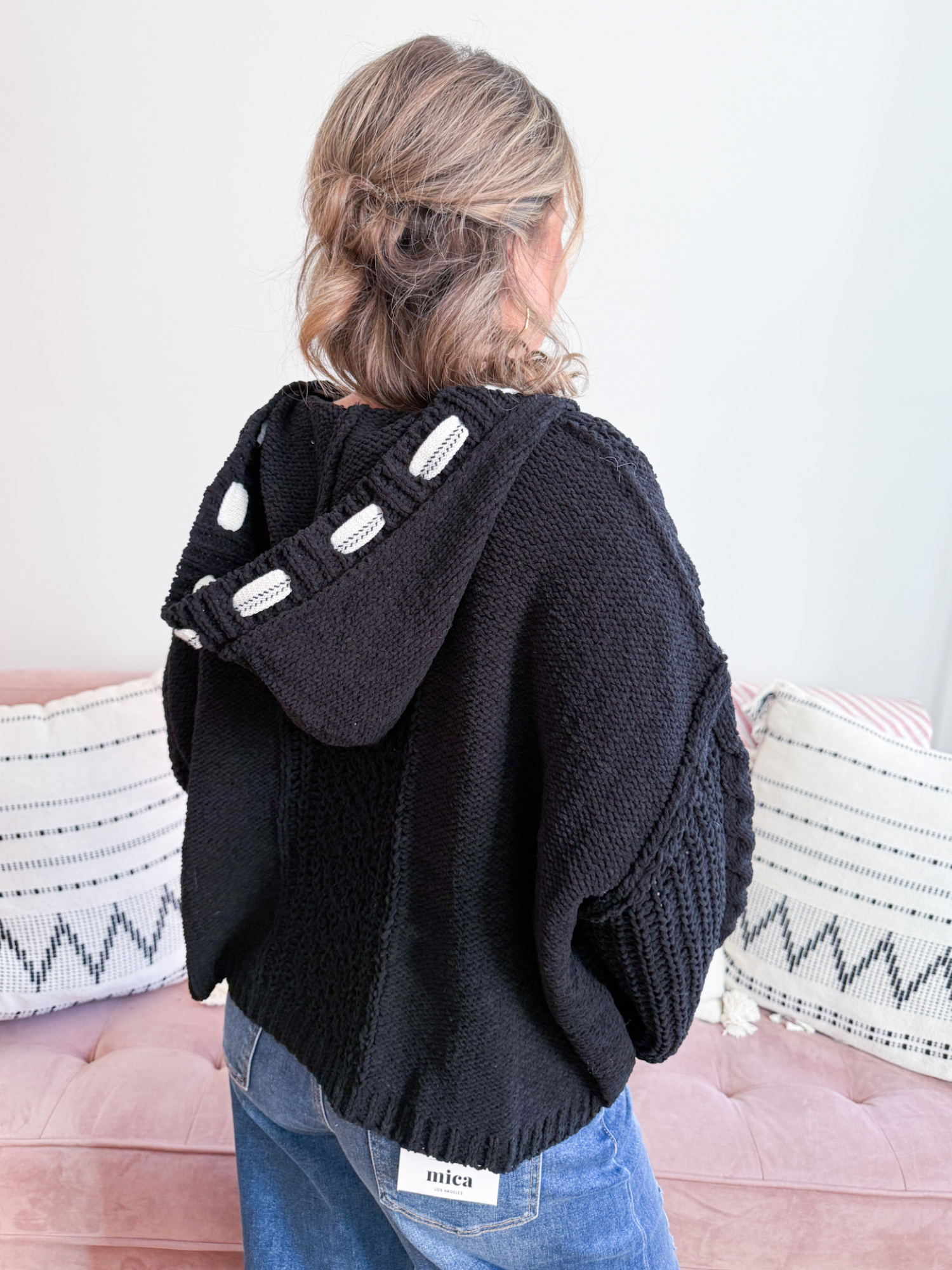 Vail Hooded Sweater - Black