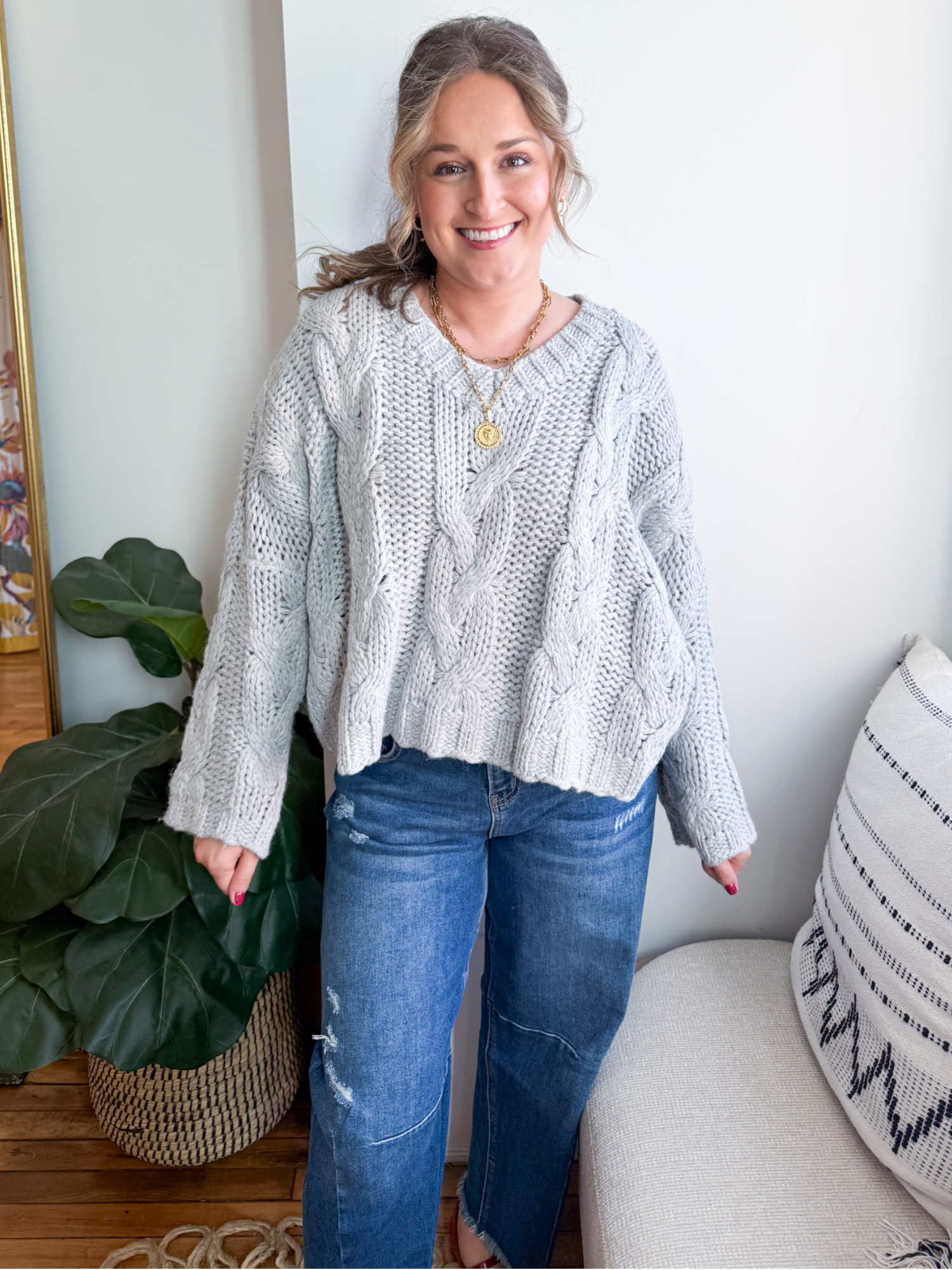 Nora Cable Knit V-Neck Sweater - The Collective Rose