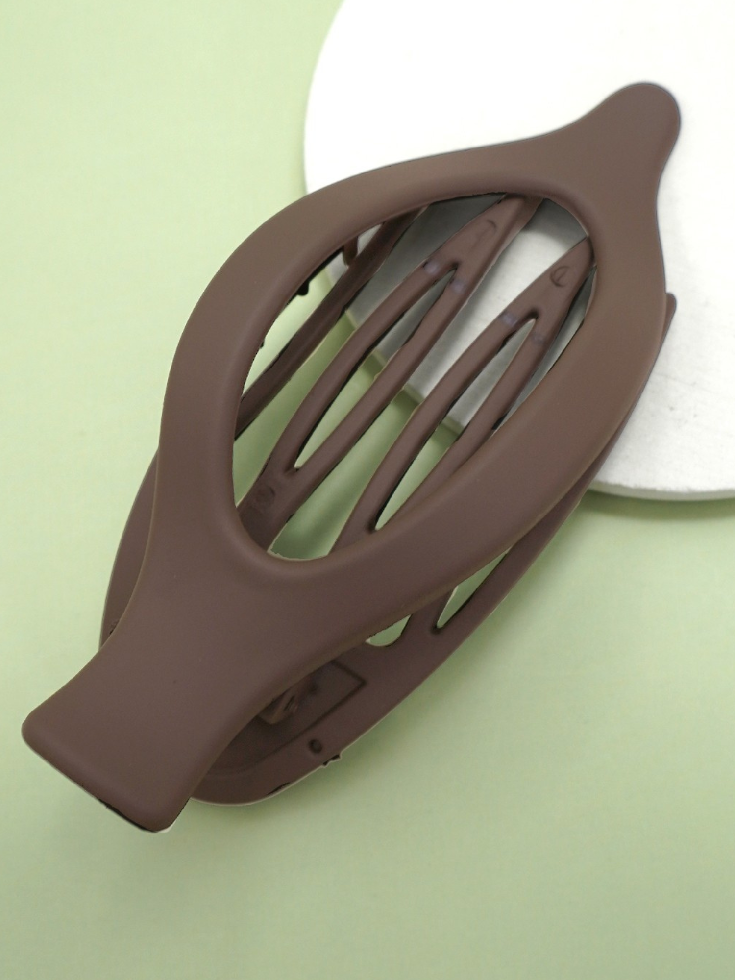 Flat Lay Hair Claw Clip